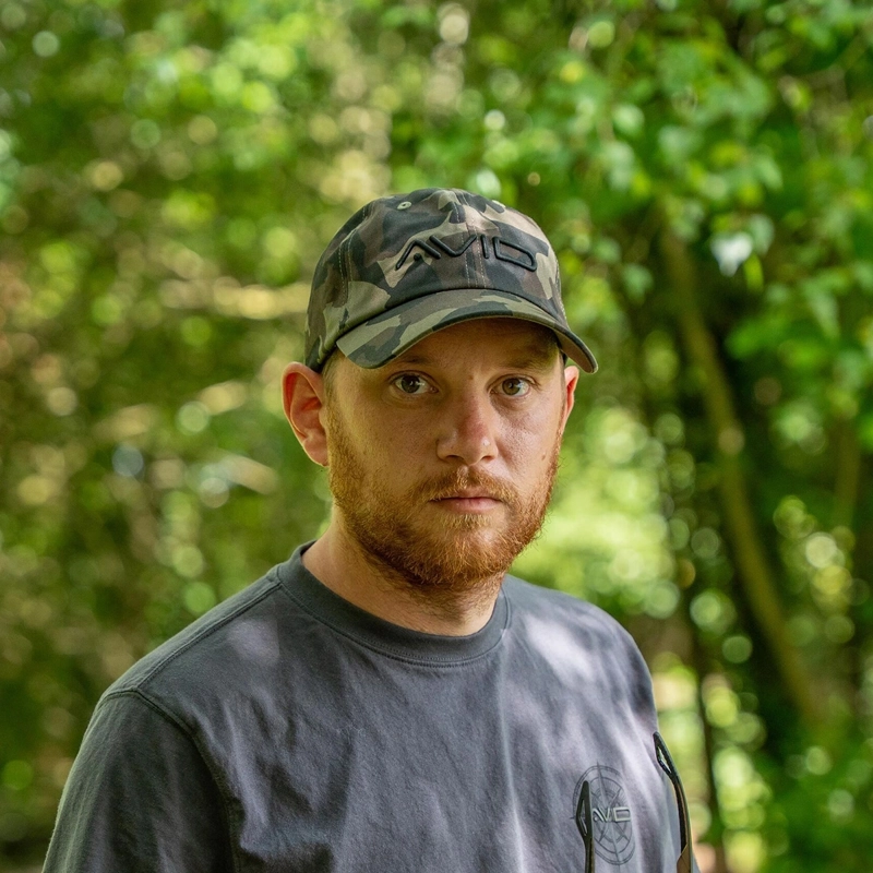 Avid Carp Distortion Baseball Cap Dark-Camo